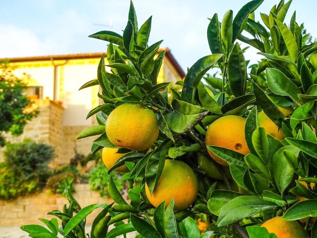 أغريجنتو Villa La Lumia B&B Suites & Apartments المظهر الخارجي الصورة